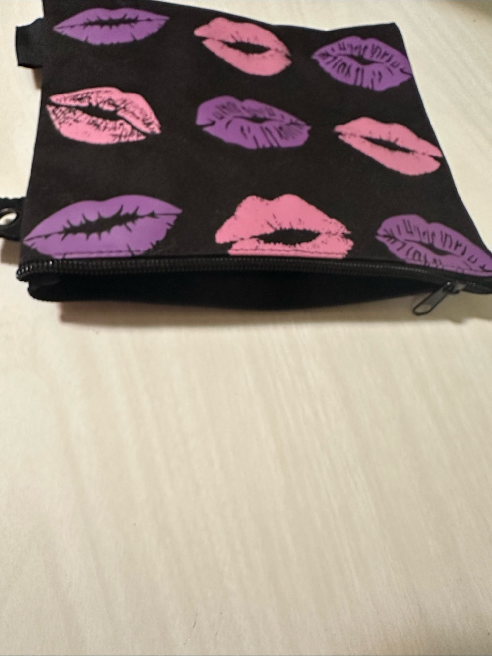 Merle Norman Pink and Purple Kiss Print Makeup Pouch - Picture 3 of 3